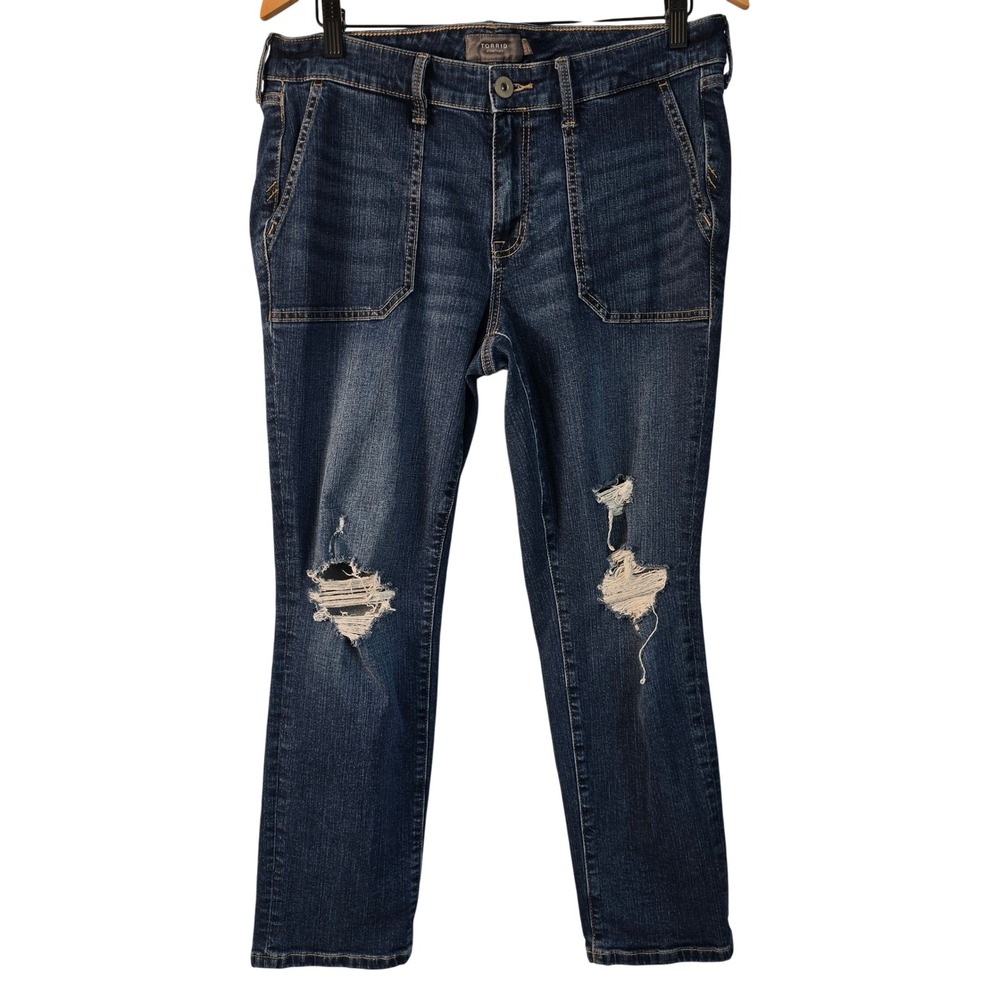 Torrid‎ 12R Dark Wash Distressed Boyfriend Jeans Ripped Knee Patch Pocket 12 R